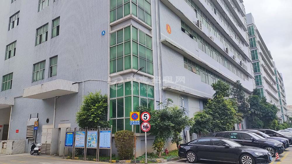 龍華大浪冠城浪口華明工業園1980平方整層廠房物業直租